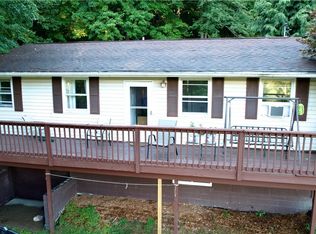 612 Baltzley Valley Rd NE, New Philadelphia, OH 44663