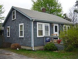 Home for Sale in Hyannis, Massachusetts $119,900