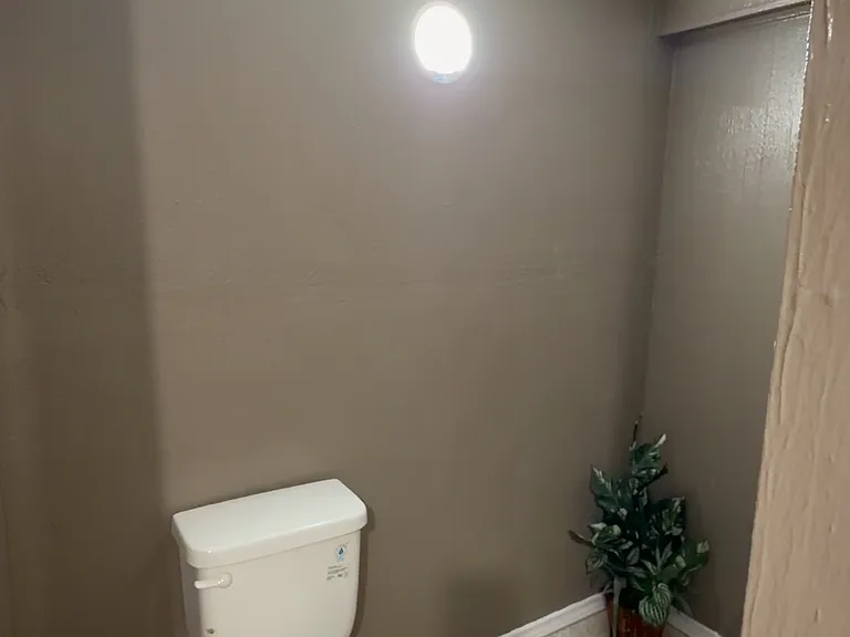 2436 Lockhart Ave — Photo 3