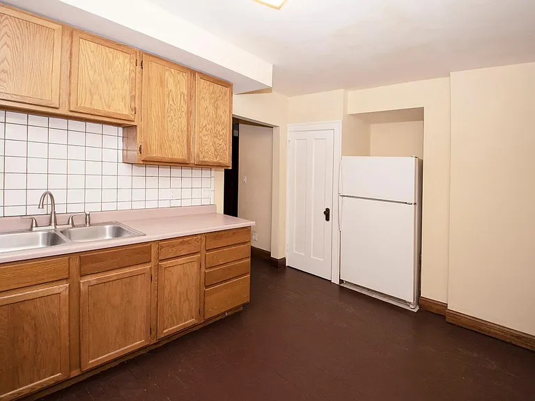 3710 Glenmore Ave #1N — Photo 12