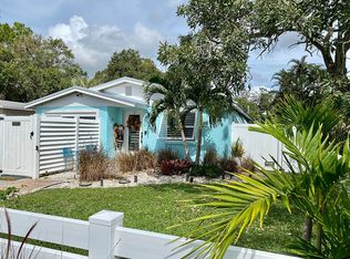 2551 Loma Linda St, Sarasota, FL 34239