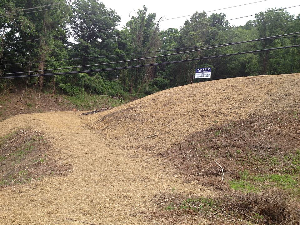 1st image of 931 Oakhurst Dr