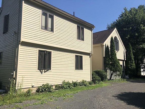 4th image of 826 S East St