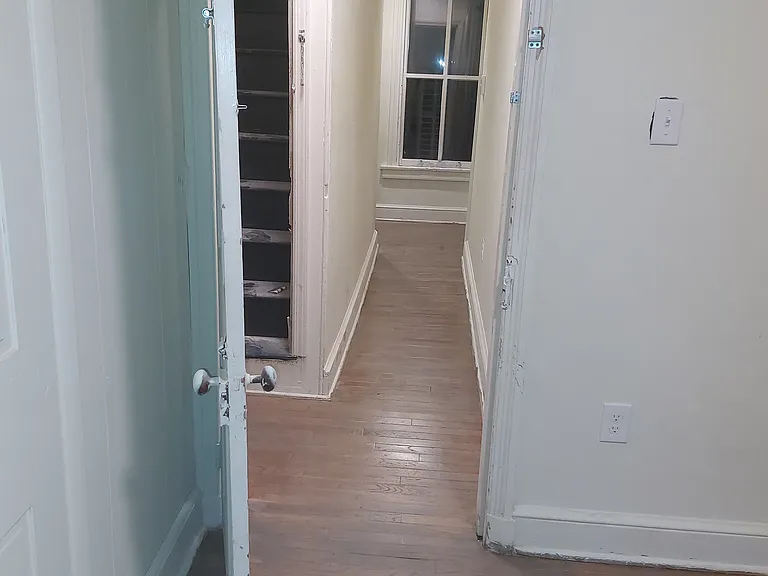116 N Main St — Photo 10