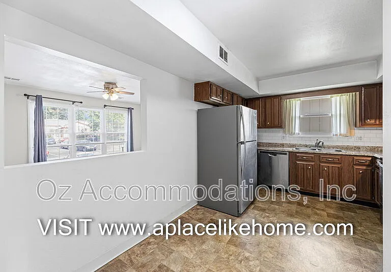 1428 NW 64th Ter — Photo 8