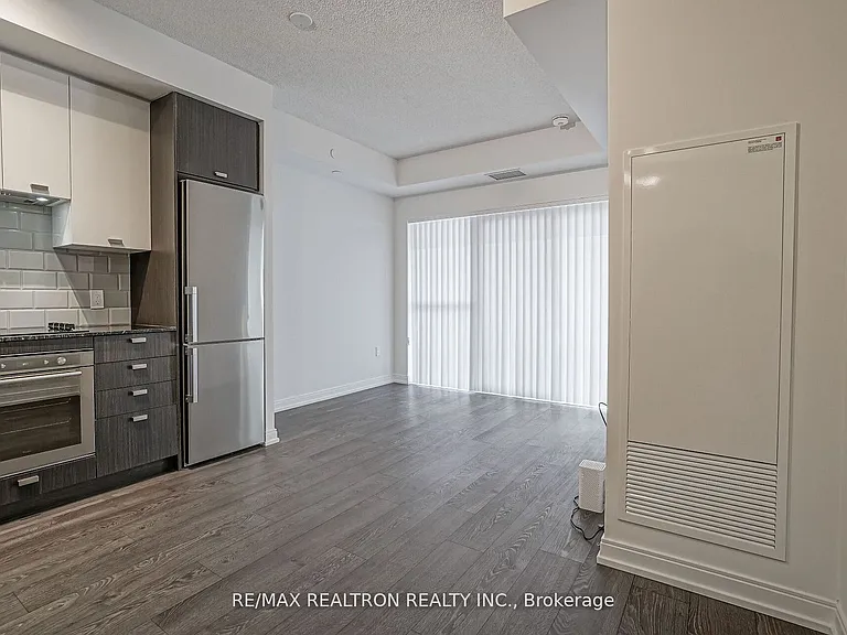 275 Village Green Sq #3315 — Photo 9