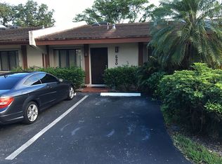 520 NE 199th Ter #3K, Miami, FL 33179