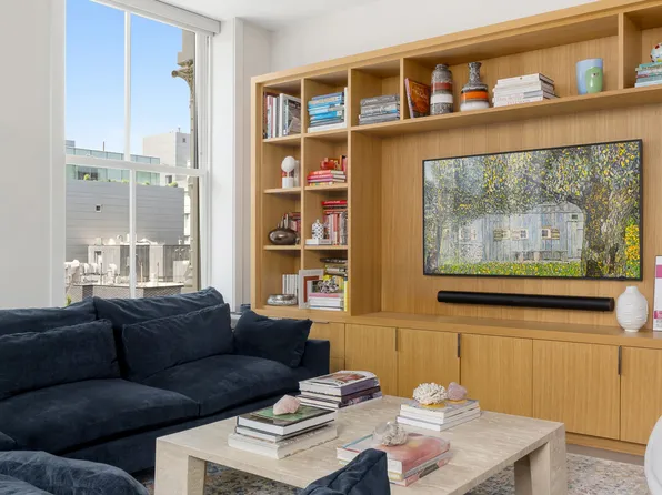 74 Grand Street image 4 of 11