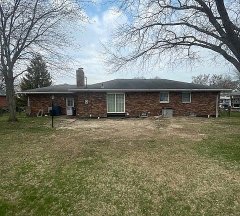 2nd image of 3262 Springtime Dr