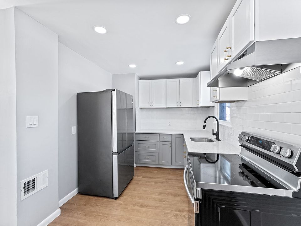 1st image of 326 Driscoll Ave