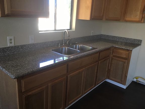 5th image of 2716 Villalovos Ct