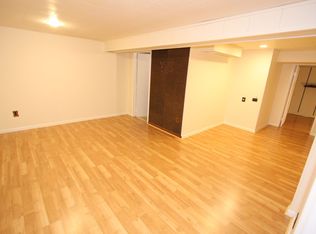 10 Silver Kettle Ct, Gaithersburg, MD 20878