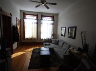 1046 N Honore St #1F, Chicago, IL 60622