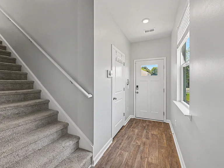 296 Blue Haw Dr — Photo 4