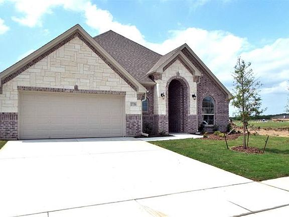 2nd image of 2736 Elmwood Dr