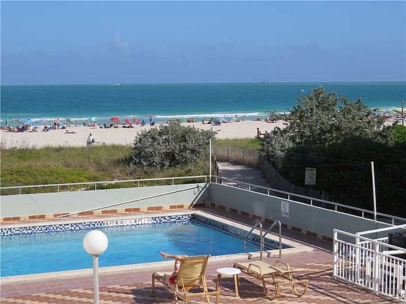 3rd image of 401 Ocean Dr APT 315