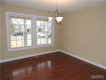 5th image of 5715 Beefwood Ct
