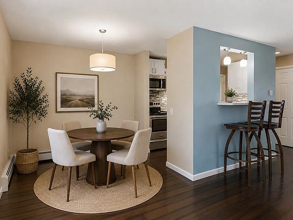 2nd image of 2140 Allen Blvd APT 3