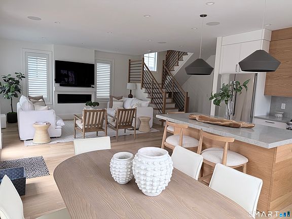 4th image of 6 Down River Road #B