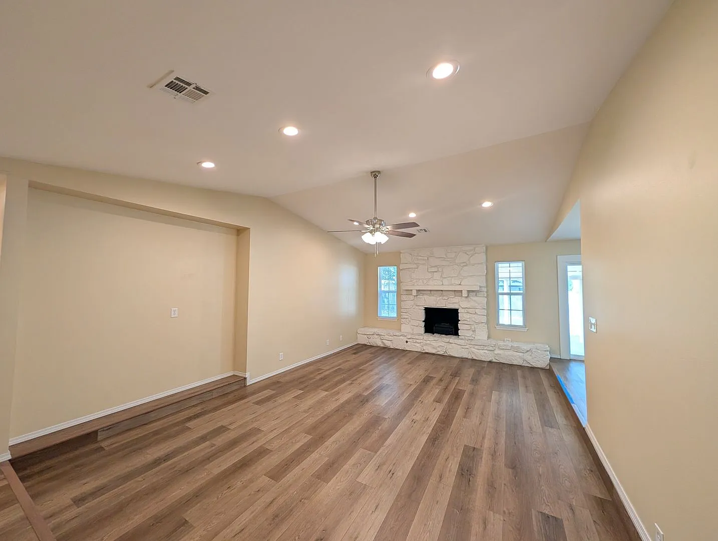 3 bedroom 2 bathroom home in BA — Photo 3