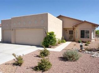 10028 Rio Canon Ave SW, Albuquerque, NM 87121