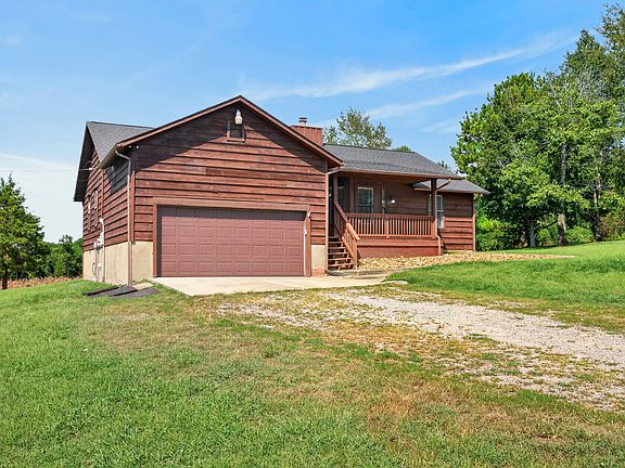 2nd image of 2467 Outlaw Rd