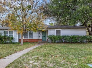 909 Enfield St, Bryan, TX 77802