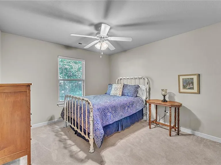 5703 W Casey Dr — Photo 21