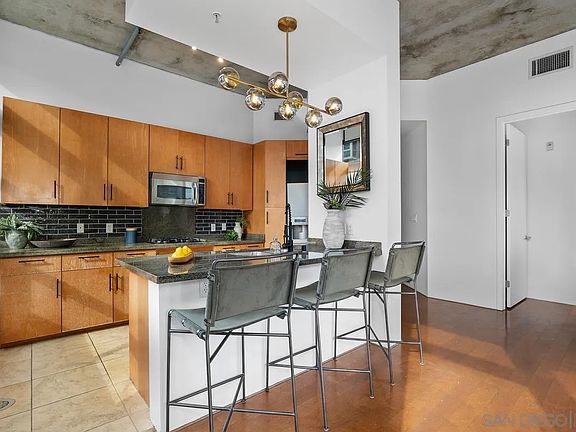 4th image of 1050 Island Ave Unit 407