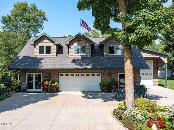 14230 Maple Inn Rd SE, Mentor, MN 56736