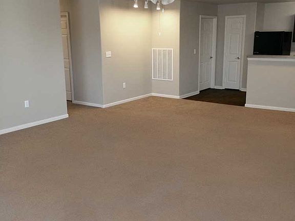 5th image of 401 Lasseter Ave #13518400
