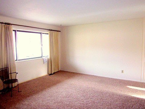 Bright, Spacious Living Room