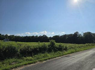2721 Nichols Rd, Princeton, KY 42445
