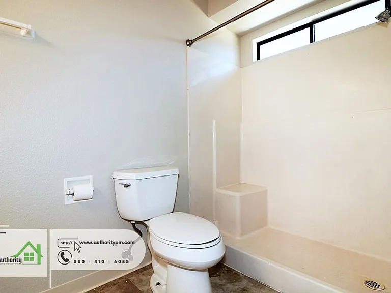 3657 Santa Rosa Way — Photo 19