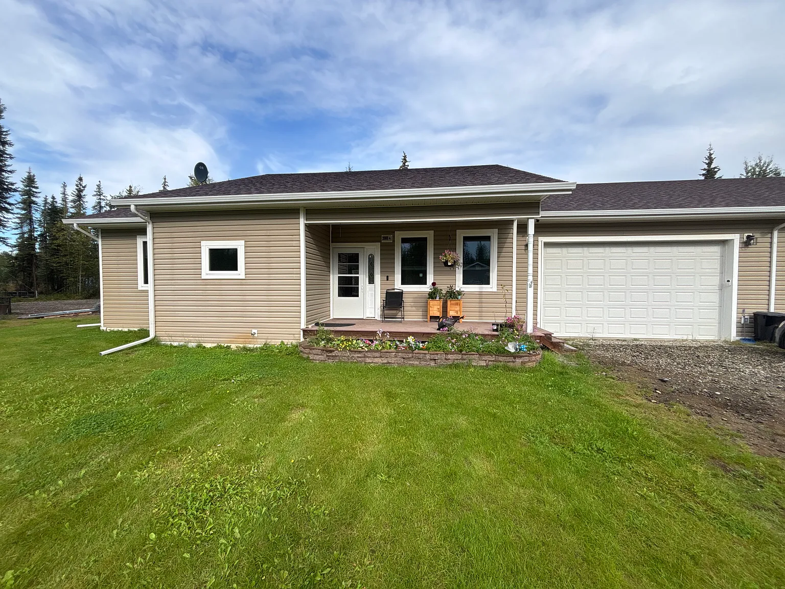 3 bed, 1750 sqft, $3,000 — Photo 1
