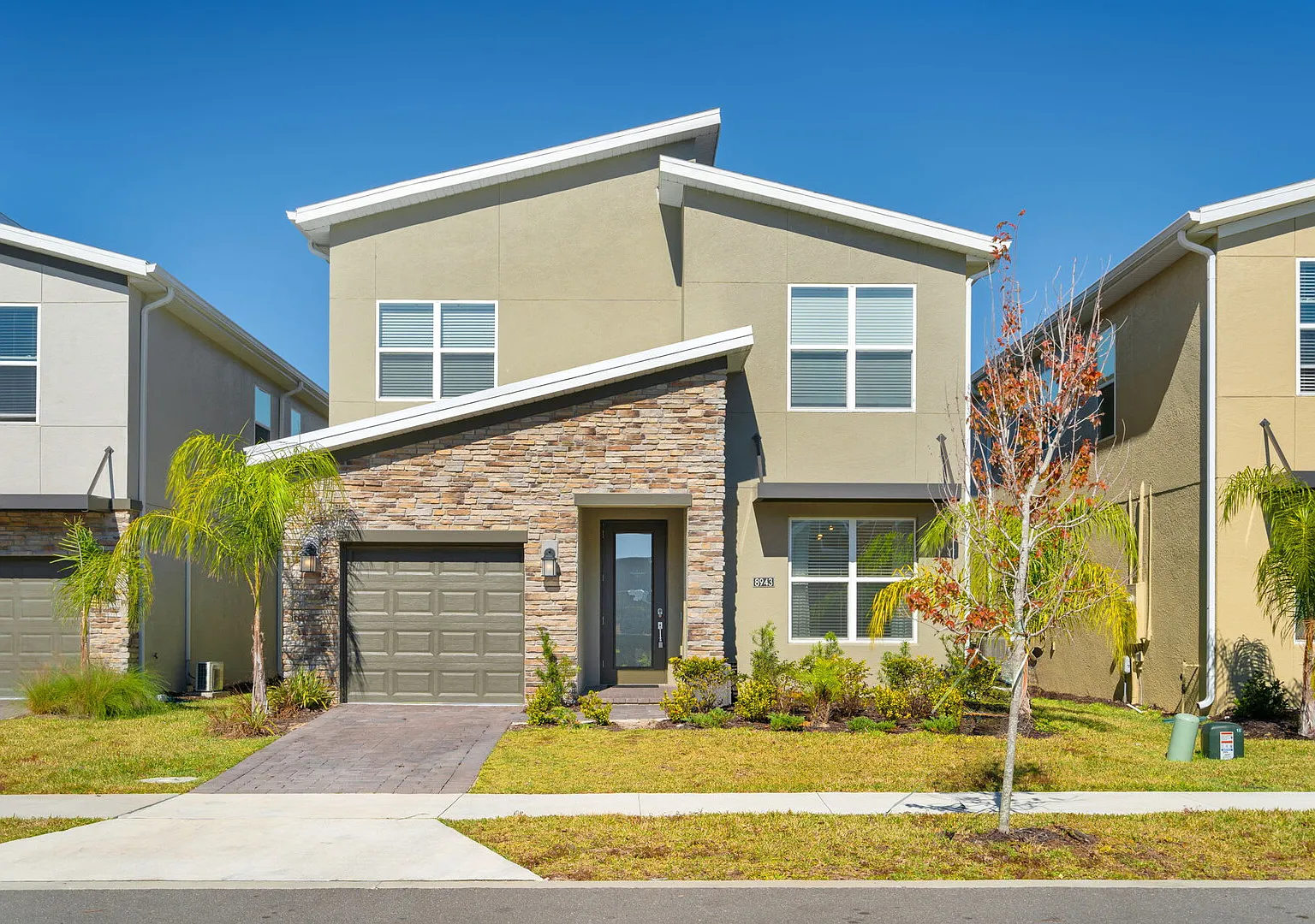 Chic 5Bed Retreat, Perfect for Family Getaways — Photo 4