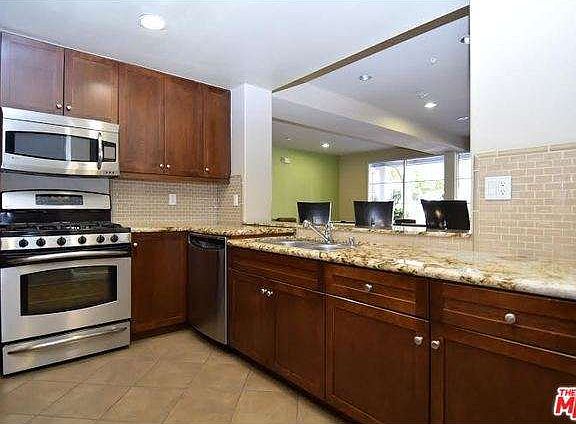 4th image of 360 Avenue 26 Unit 333