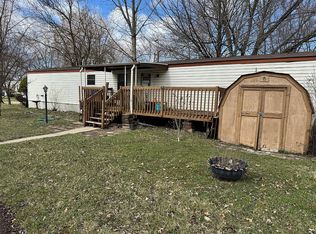 222 Valley Dr, Portage, IN 46368