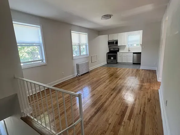 67-94 Springfield Blvd #2, Oakland Gardens, NY 11364