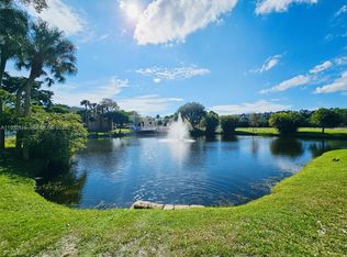 Theharverst, Davie, FL 33328