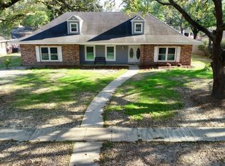 2026 22nd St, Lake Charles, LA 70601