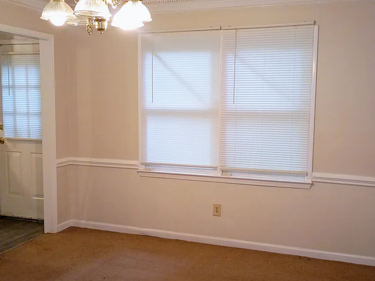 5290 Oakridge Dr — Photo 4