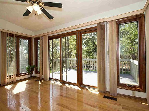 5th image of 876 48th Avenue Ct