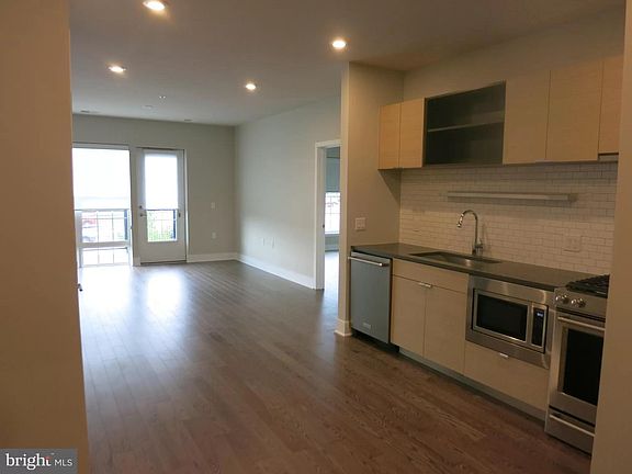 4th image of 502 Diamondback Dr Unit 208