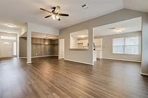3210 Candlepine Dr — Photo 9