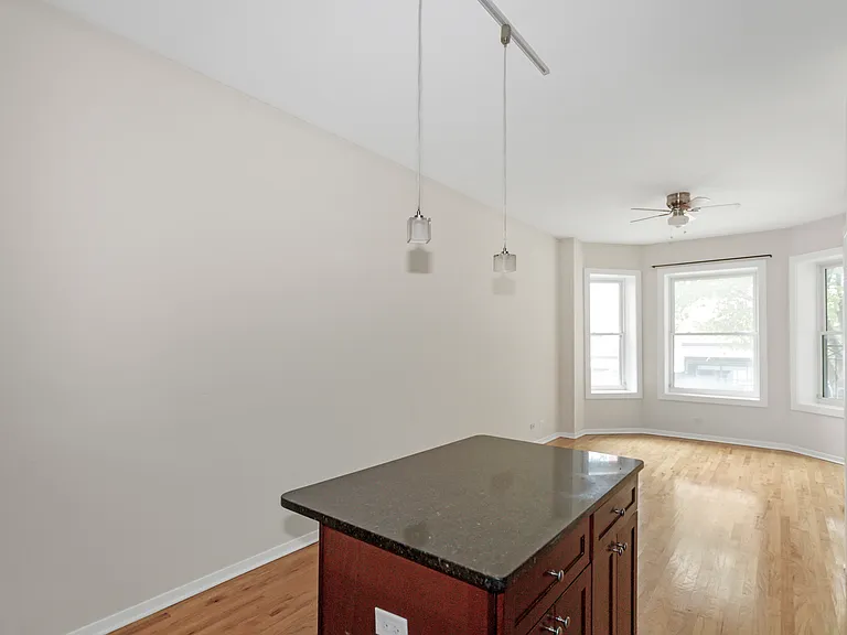 1333 W Taylor St #2 — Photo 9