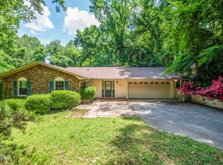 28 Montclair Rd, Oak Ridge, TN 37830