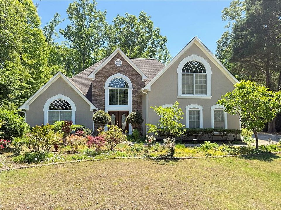 1st image of 561 Sweetfern Ln