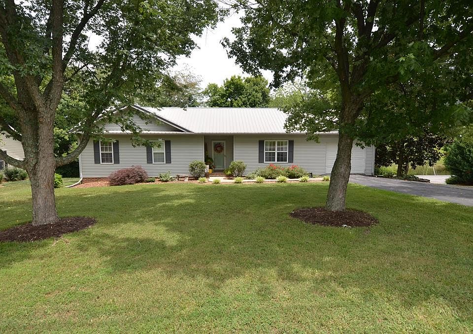 1st image of 170 Augusta Cir