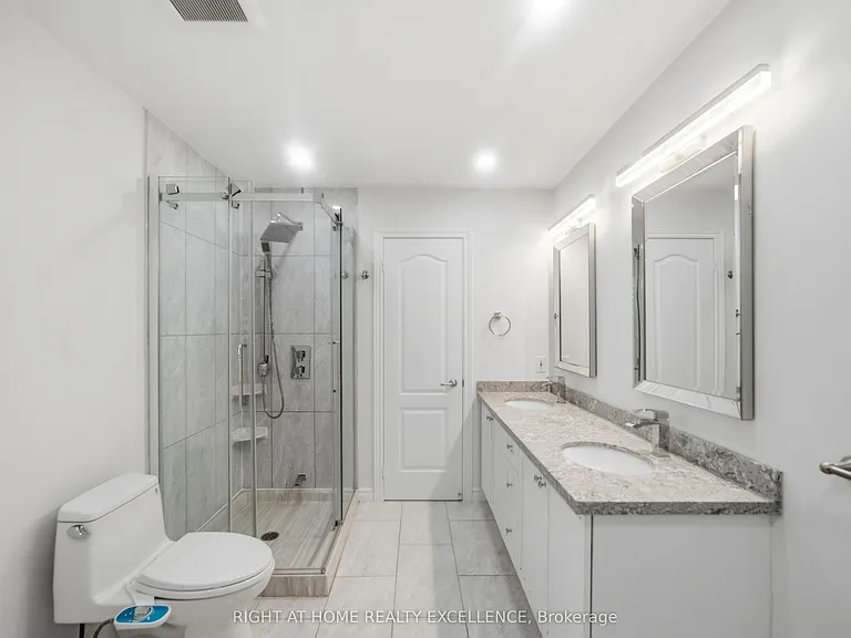 16 Whitford Ct #MAIN UPPER LEVEL — Photo 26